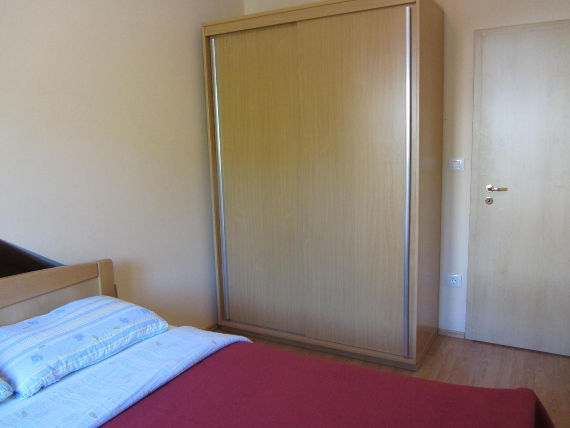 Apartments Dilja Malinska Rum bild
